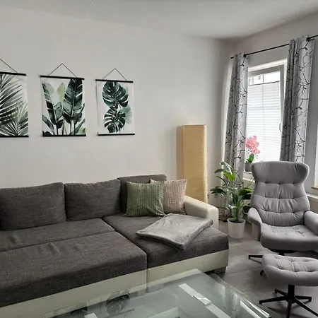 Grosse Stadtwohnung, Modern Und Zentral Gelegen *