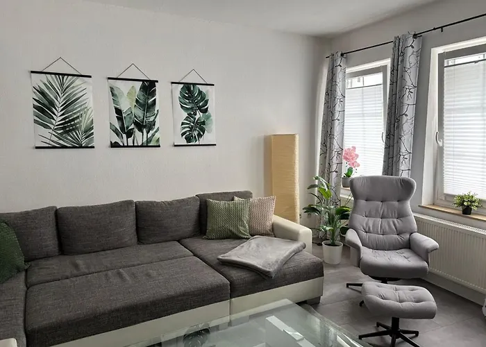 Grosse Stadtwohnung, Modern Und Zentral Gelegen *